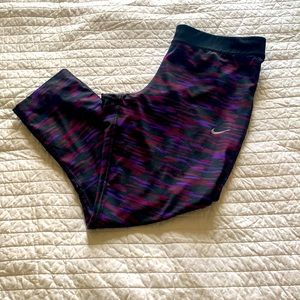 Nike Dri-Fit Cropped Leggings
